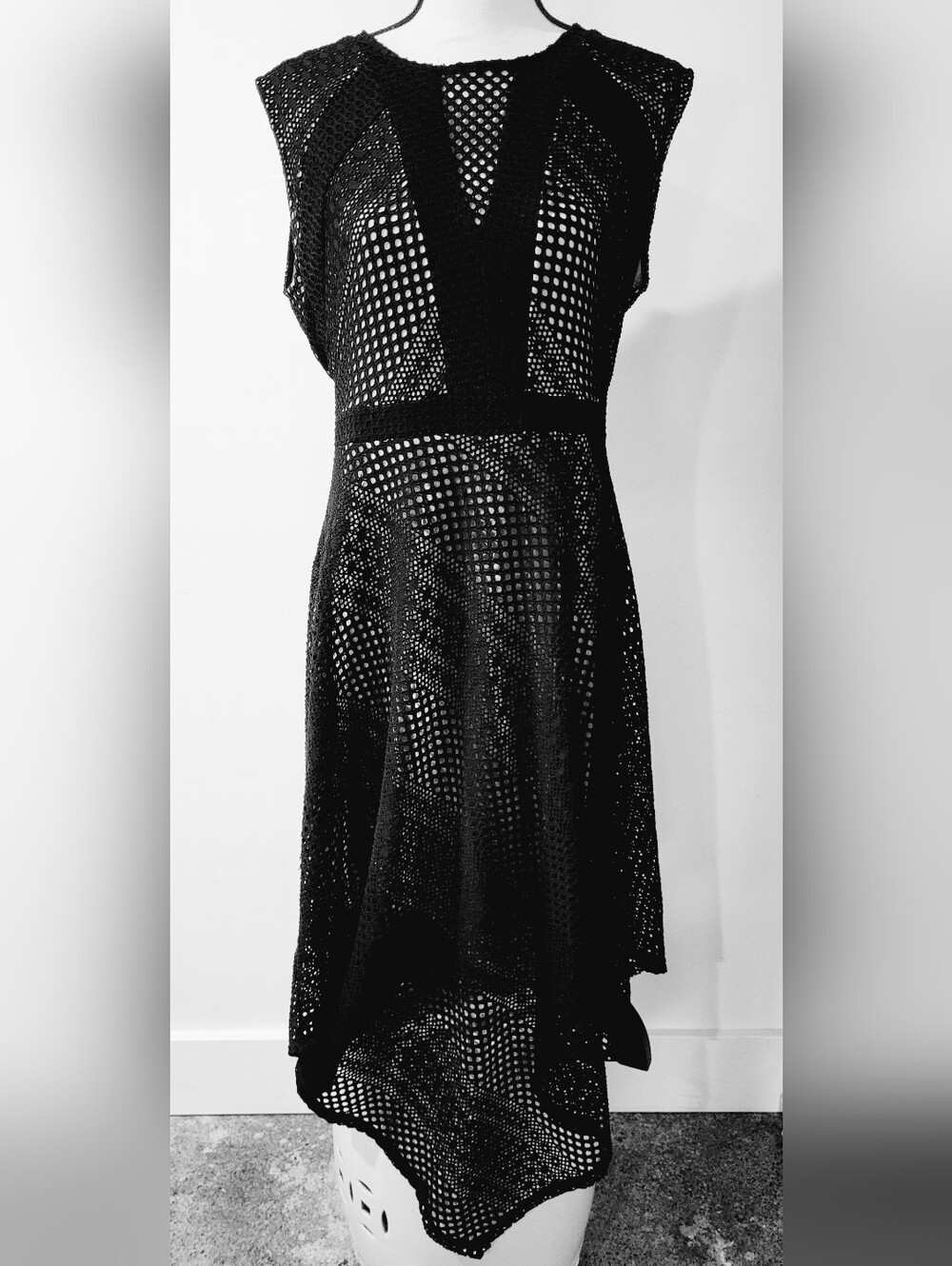 BCBG MAXAZRIA Black Assymetrical Fancy Cocktail DRESS